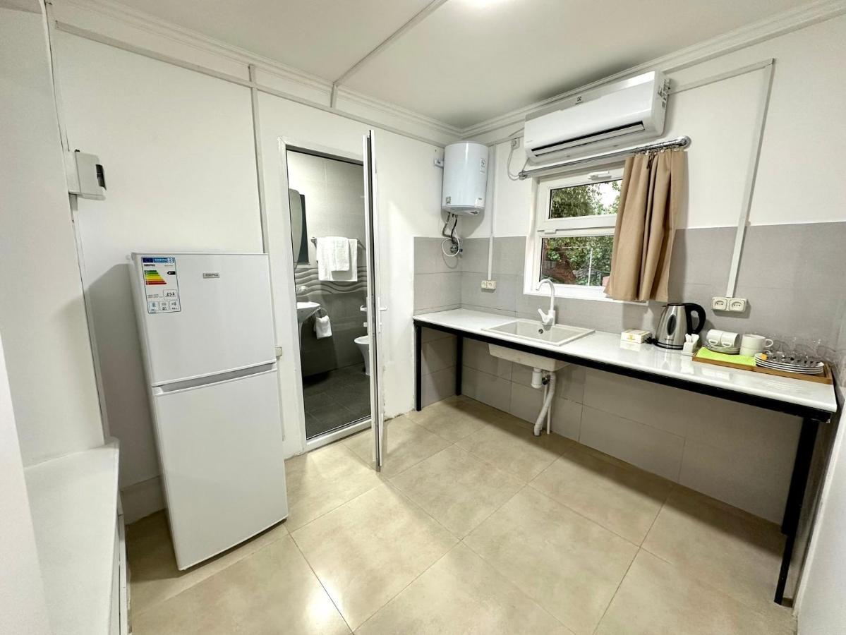 Family Appartments On Buzand Street Erivan Exterior foto